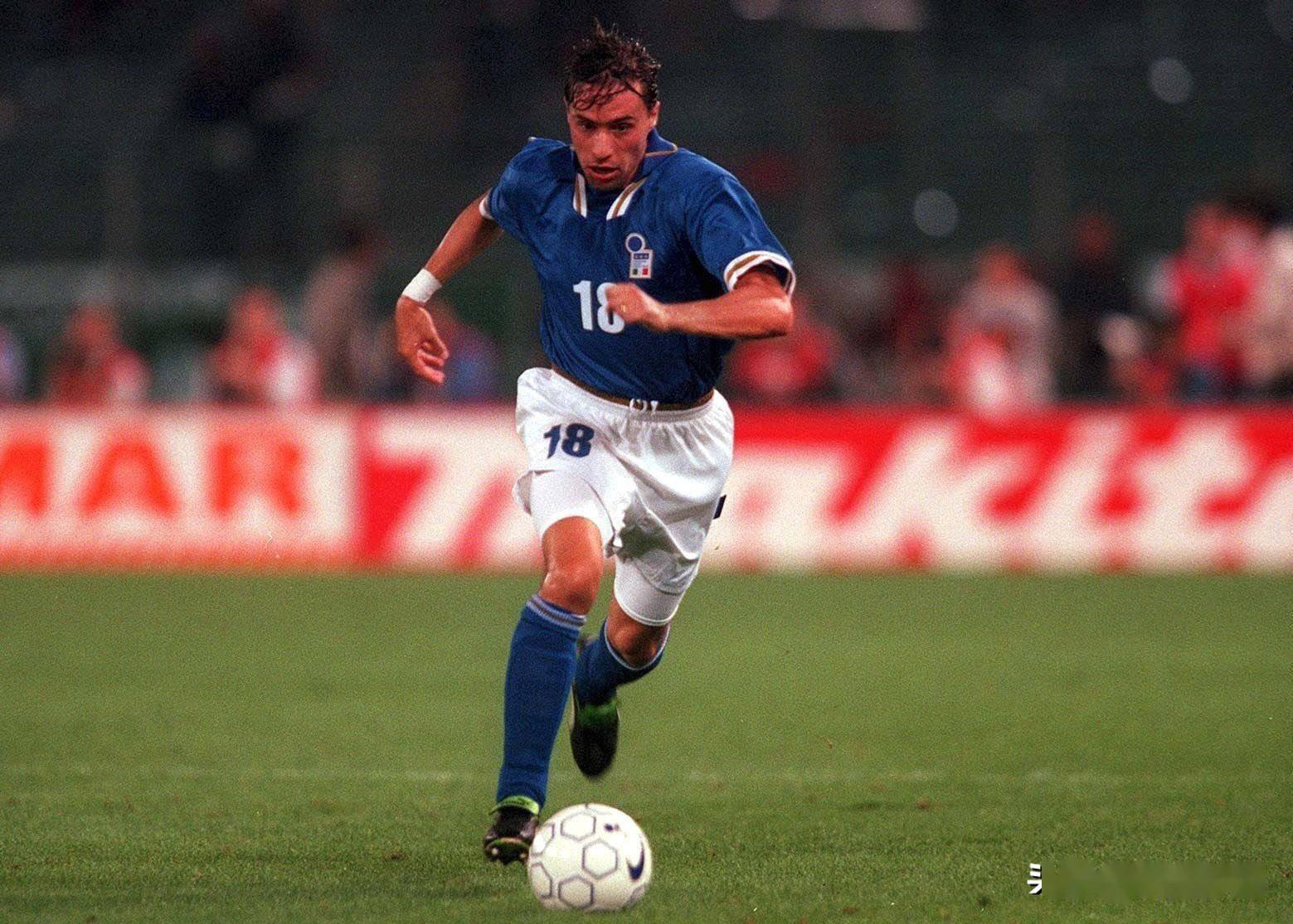 样曾利用精 样曾利用精